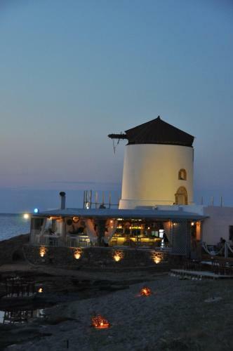 Hostal Skyros Panorama Studios