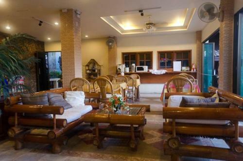 Hostal The D.d. Swiss Resort