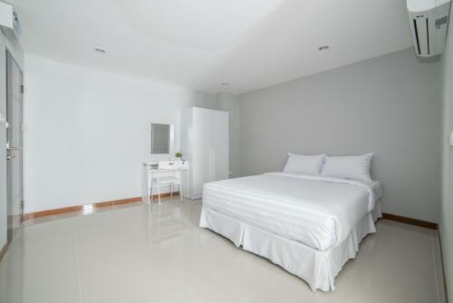 Hotel S44room