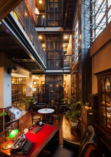 Hotel Bangkok Publishing Residence