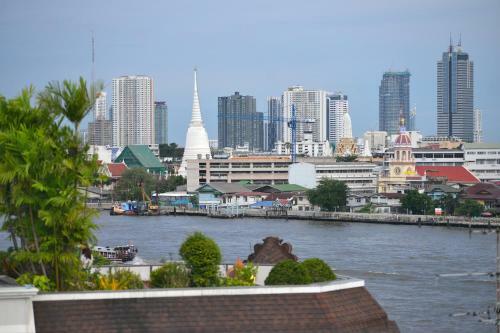 Hotel Riva Arun Bangkok