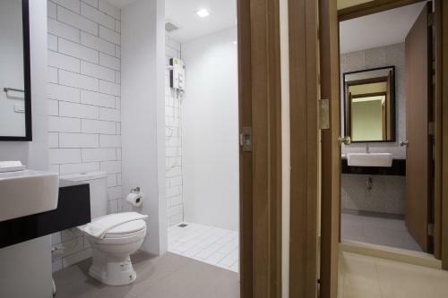 The Journey Hotel Laksi