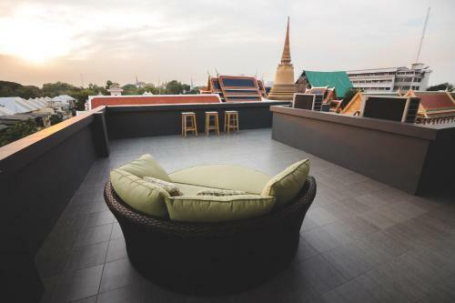 Issara By D Hostel