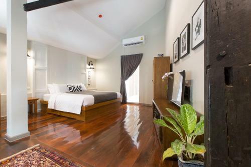 Hotel Prince Theatre Heritage Stay