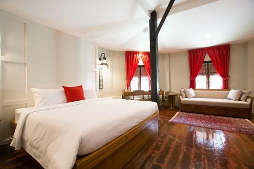 Hotel Prince Theatre Heritage Stay