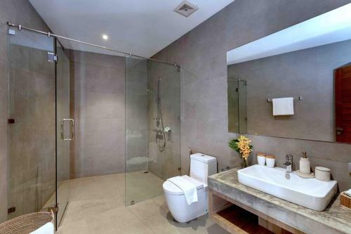 The Kamonchat - 7 Bedroom Villa, Kamala Beach, Phuket