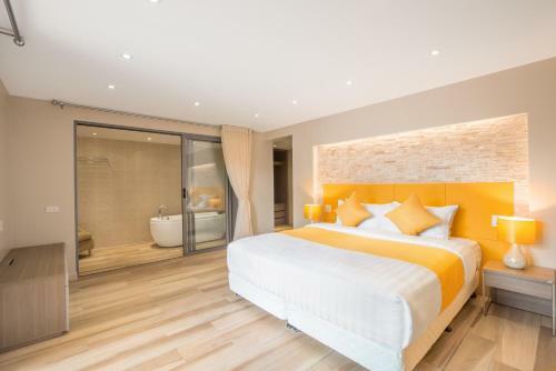 Ban Tai Estate Beachclub Villas