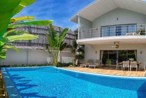 Ban Tai Estate Beachclub Villas