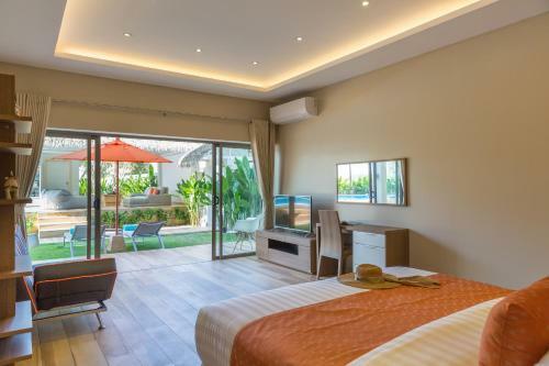 Ban Tai Estate Beachclub Villas