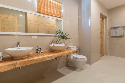 Ban Tai Estate Beachclub Villas