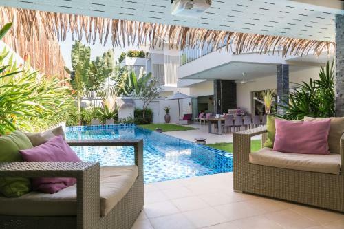 Ban Tai Estate Beachclub Villas