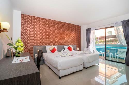 Hotel The Thames Pool Access Resort & Villa