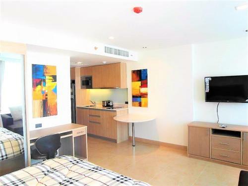 Apartamento The Cliff Pratumnak - 10th Floor Sea View Studio