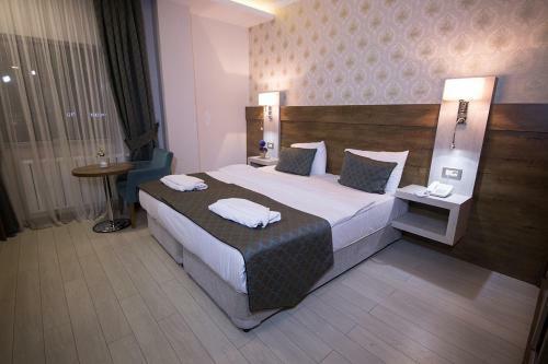 White Star Hotel