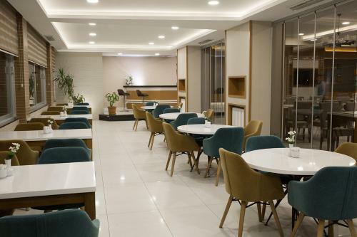 White Star Hotel