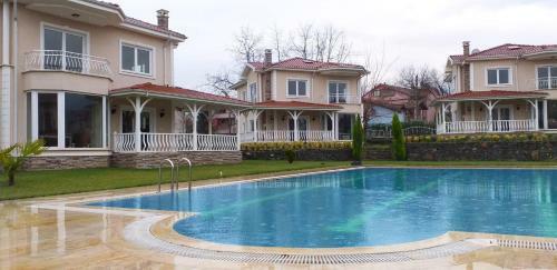 Villa Palace Kirkpinar