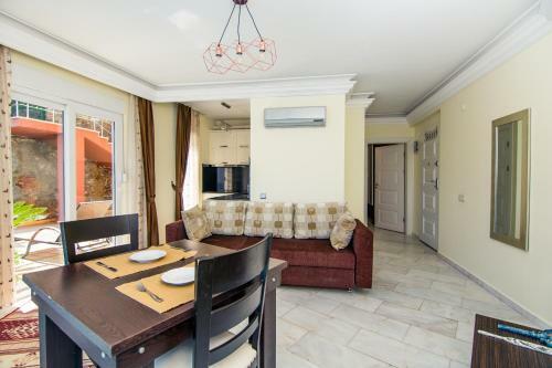 Alanya Castle Apartment - Adult Only