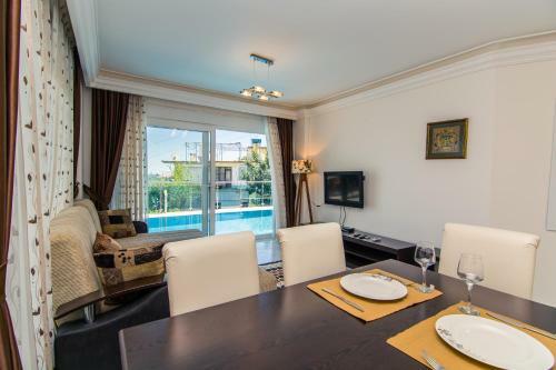 Alanya Castle Apartment - Adult Only