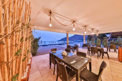 Mare Garden Hotel