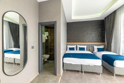 Melanj Airport Hotel