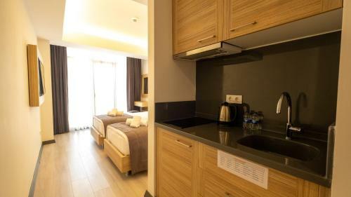 Alesta Midtown Apart Hotel