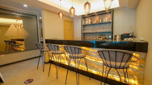 Alesta Midtown Apart Hotel