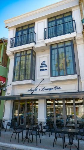 Alesta Midtown Apart Hotel