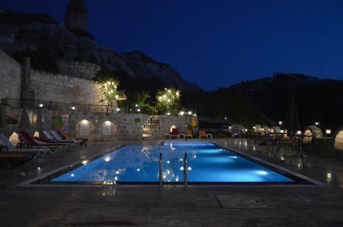 Bed & Breakfast Grand Elite Cave Suites