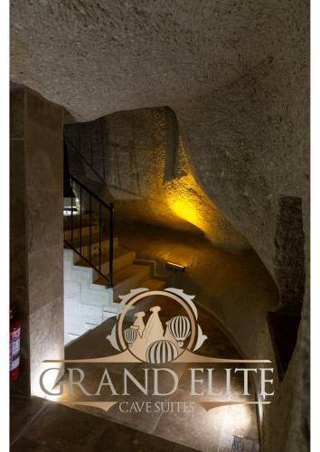 Bed & Breakfast Grand Elite Cave Suites