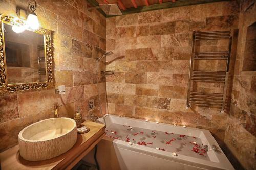 Travel Inn Stone Hotel