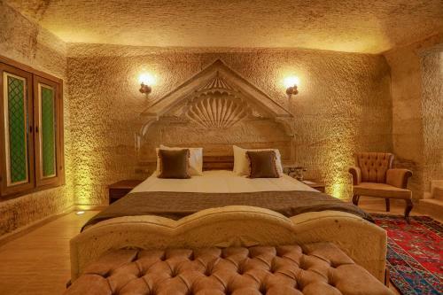 Hotel Ada Cave Suites