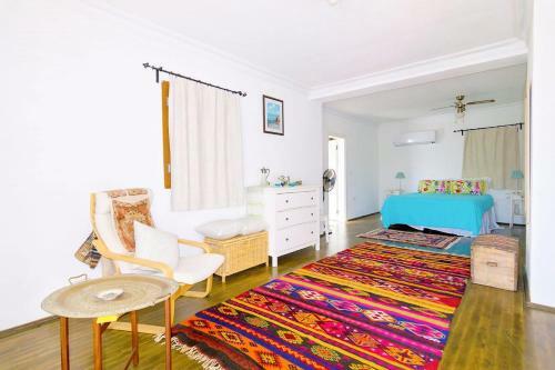 Kinali Villa Sleeps 6 Pool Air Con Wifi