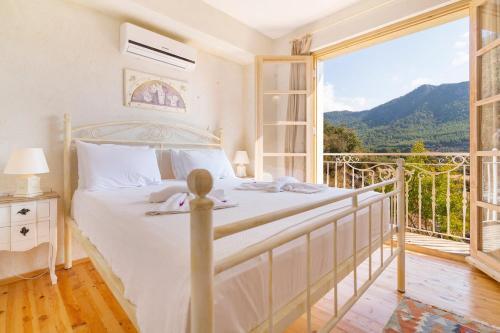 Keciler Villa Sleeps 6 With Pool Air Con And Wifi