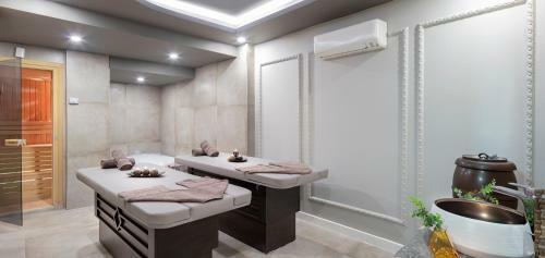 Hotel Blue Marlin Deluxe Spa & Resort