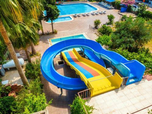 Hotel Grand Bahama Beach Otel