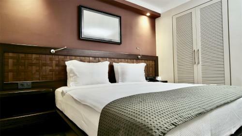 Resa Hotel G�cek