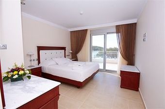 Aparthotel Almiriki Hotel