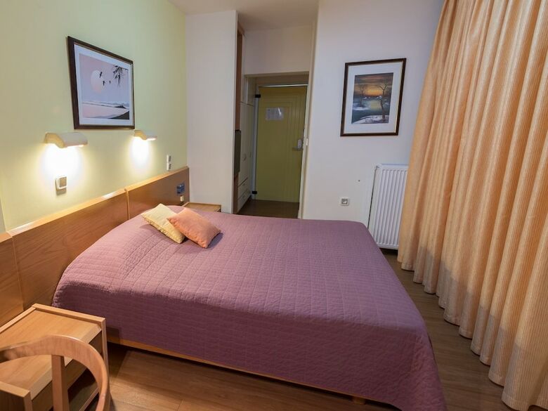 Poseidon Hotel