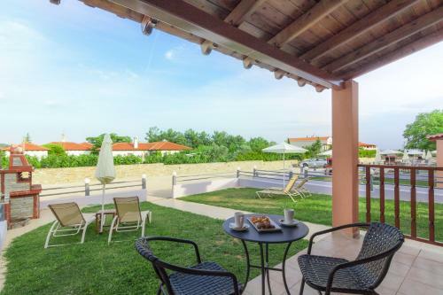 Aparthotel Ismaros Hotel