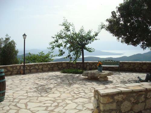 Merlot Village 2