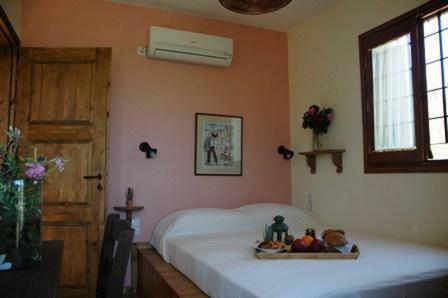 Hostal Gera's Olive Grove (elaionas Tis Geras)