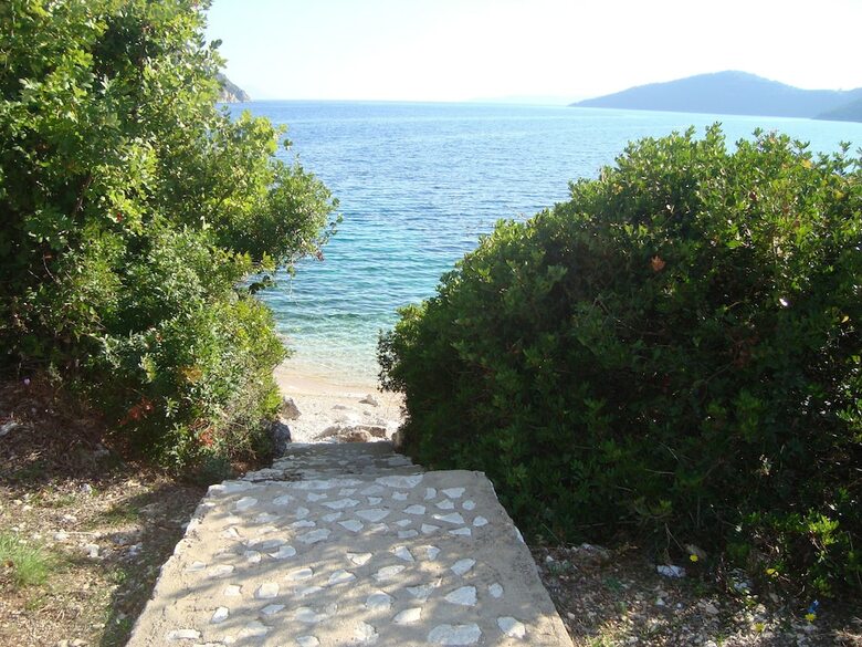 Mikros Gialos Apartments