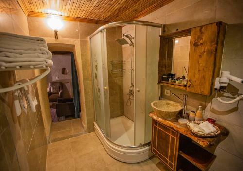 Cappa Rossa Cave Hotel