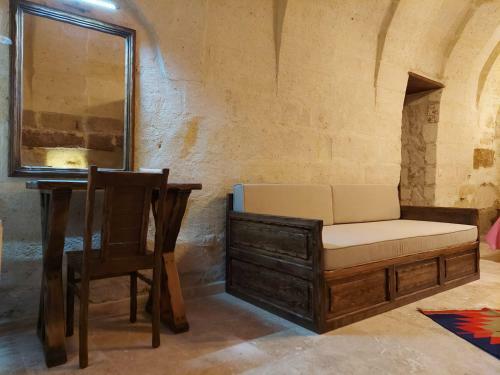 Armesos Cave Hotel