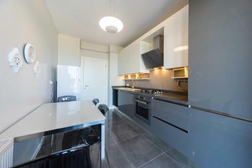 Hotel Green Hills Suites