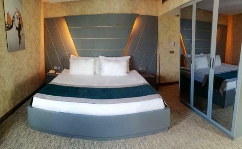 The Life Hotel & Spa
