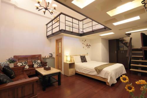 Happiness Yes Hostel 2