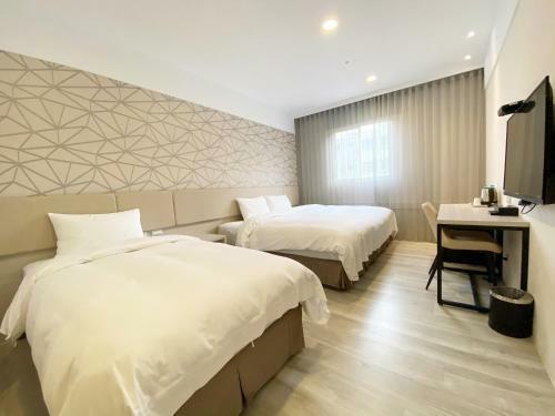 Fengjia Jinrui Hotel