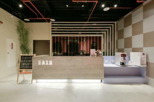 Fengjia Jinrui Hotel