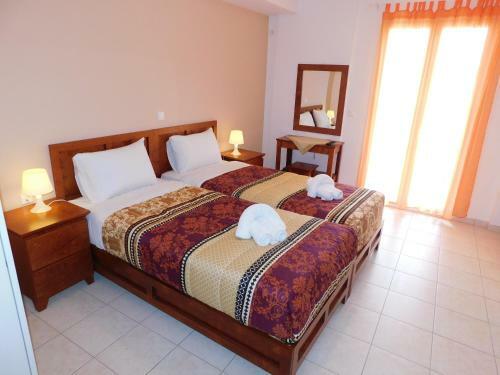 Elatos Apartments